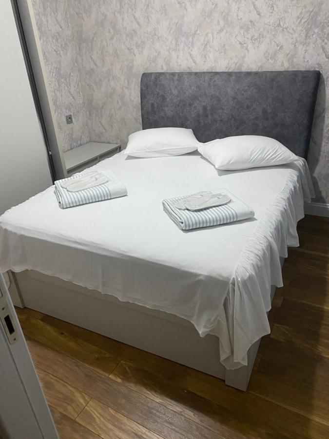 Dar Tower'S Cozy Apartment Батуми Екстериор снимка