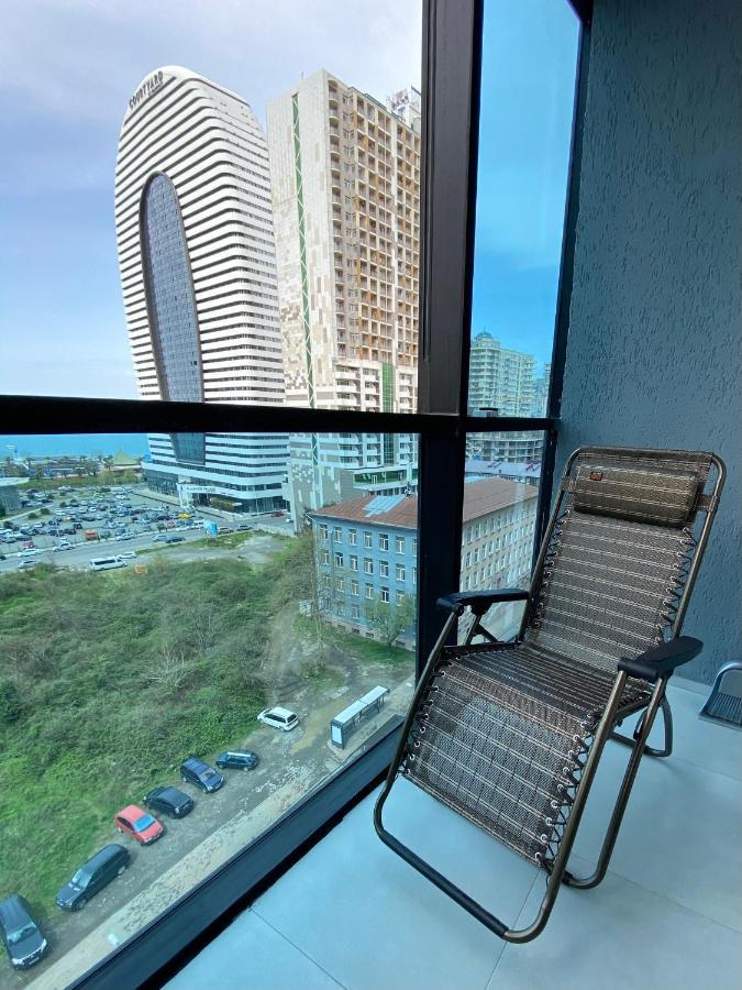 Dar Tower'S Cozy Apartment Батуми Екстериор снимка
