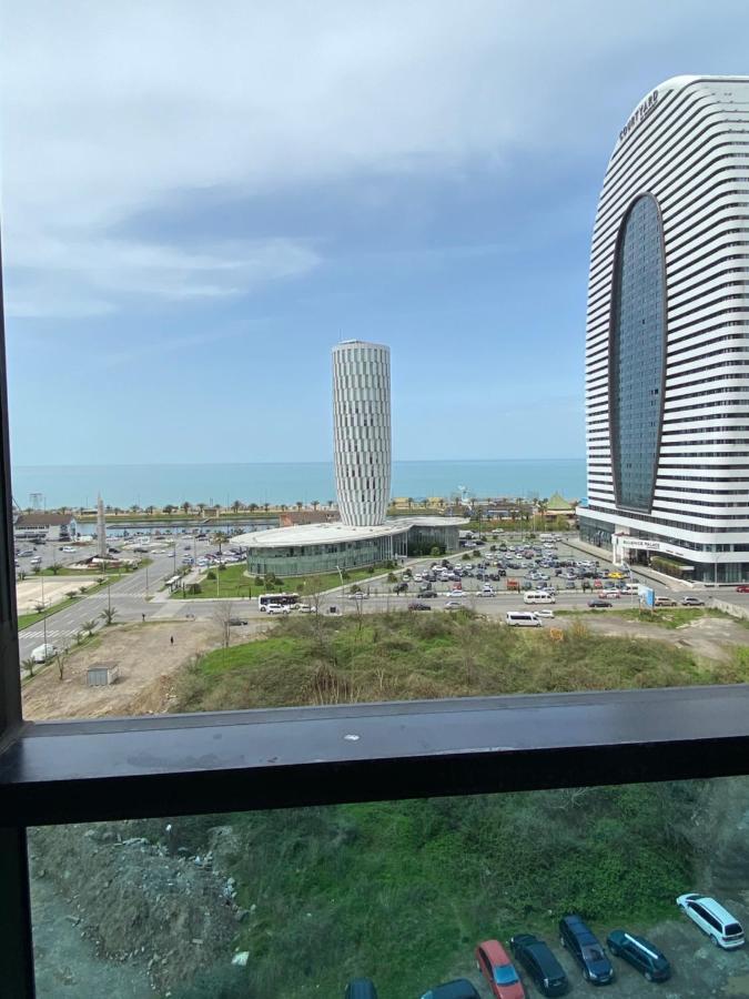 Dar Tower'S Cozy Apartment Батуми Екстериор снимка